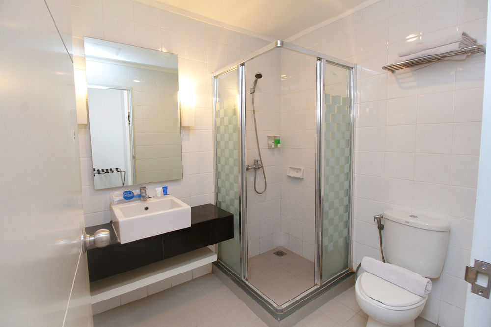 Airy Glodok Pinangsia Raya Jakarta Hotel Ngoại thất bức ảnh