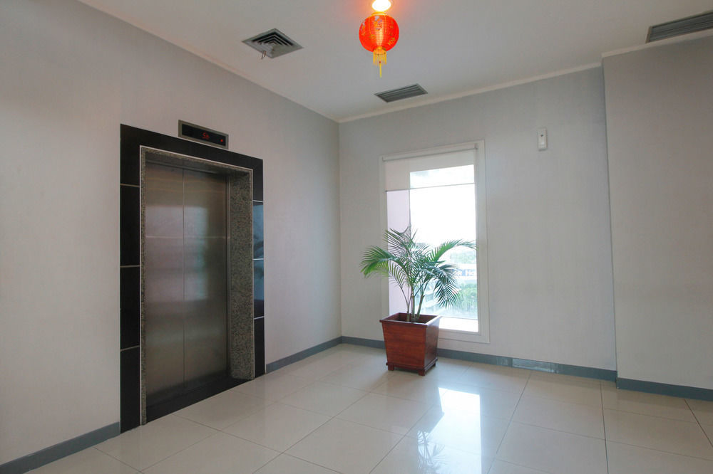 Airy Glodok Pinangsia Raya Jakarta Hotel Ngoại thất bức ảnh