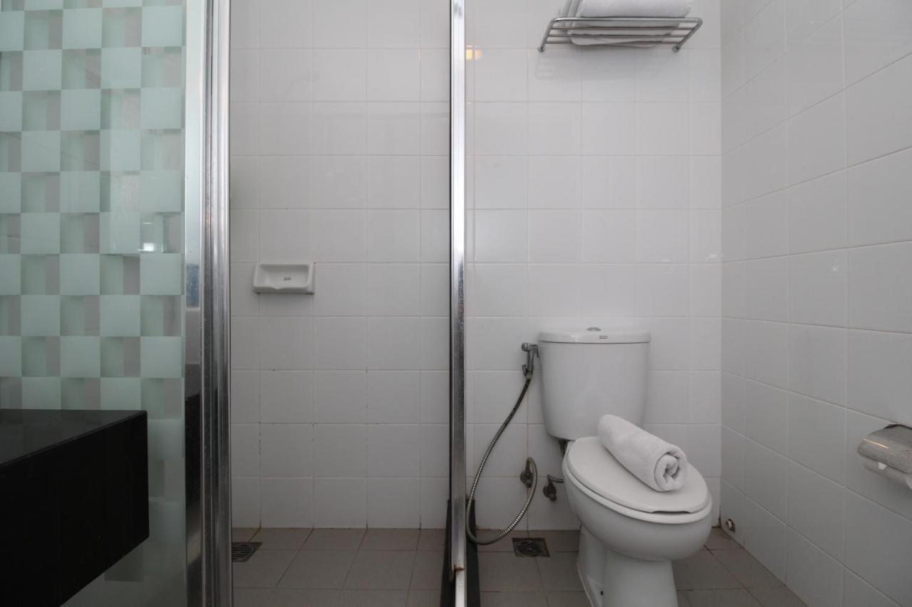 Airy Glodok Pinangsia Raya Jakarta Hotel Ngoại thất bức ảnh