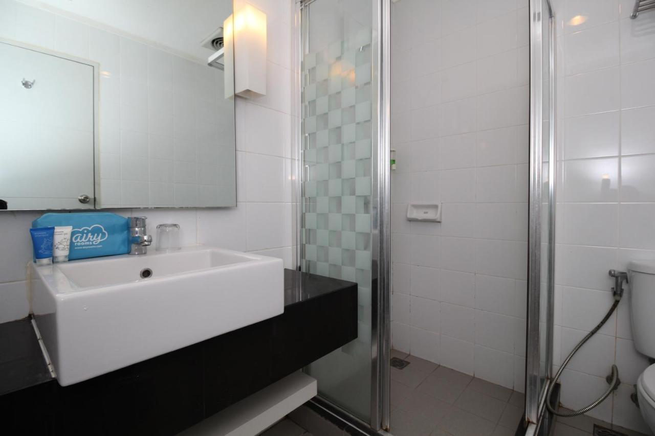 Airy Glodok Pinangsia Raya Jakarta Hotel Ngoại thất bức ảnh